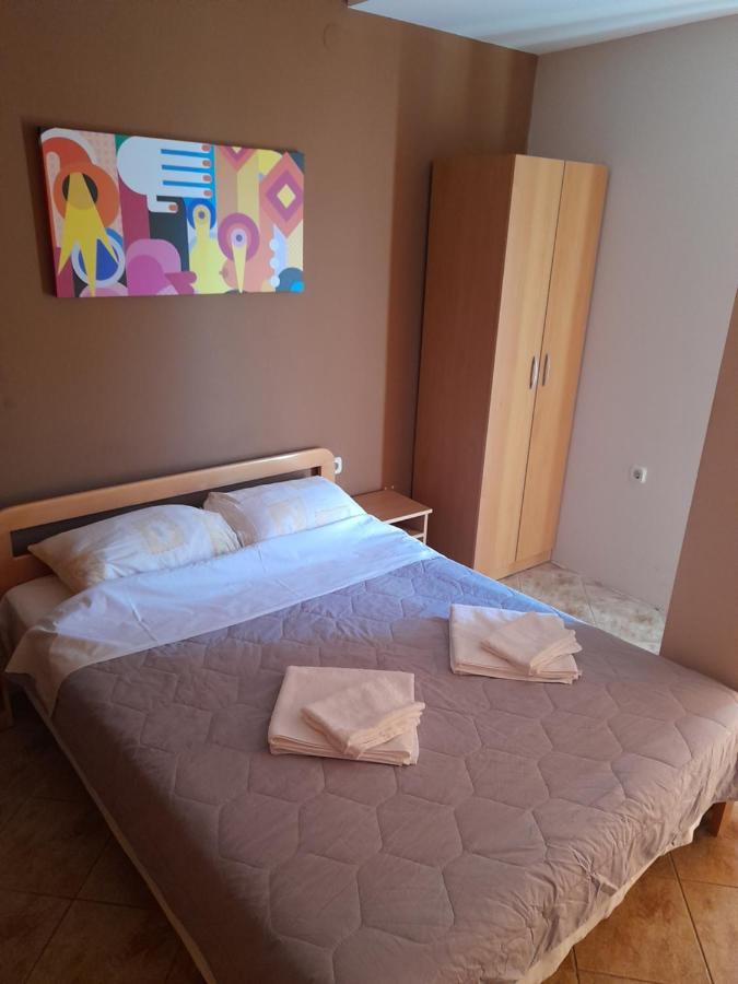 Bato Rooms Pestani Kültér fotó
