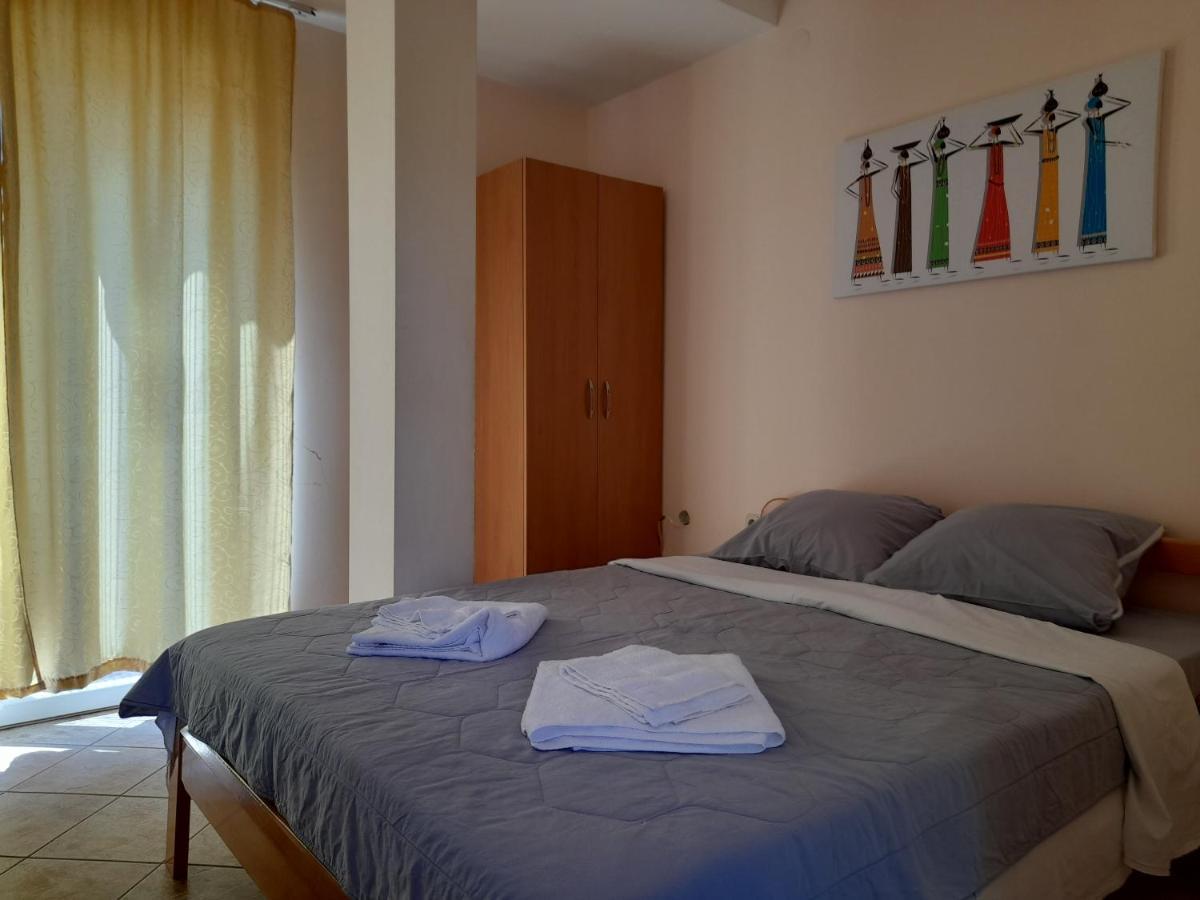 Bato Rooms Pestani Kültér fotó